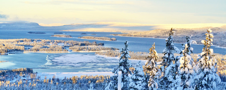 Vacker utsikt över vintrigt landskap i Norra Västerbotten. Foto: Hans Gustavsson